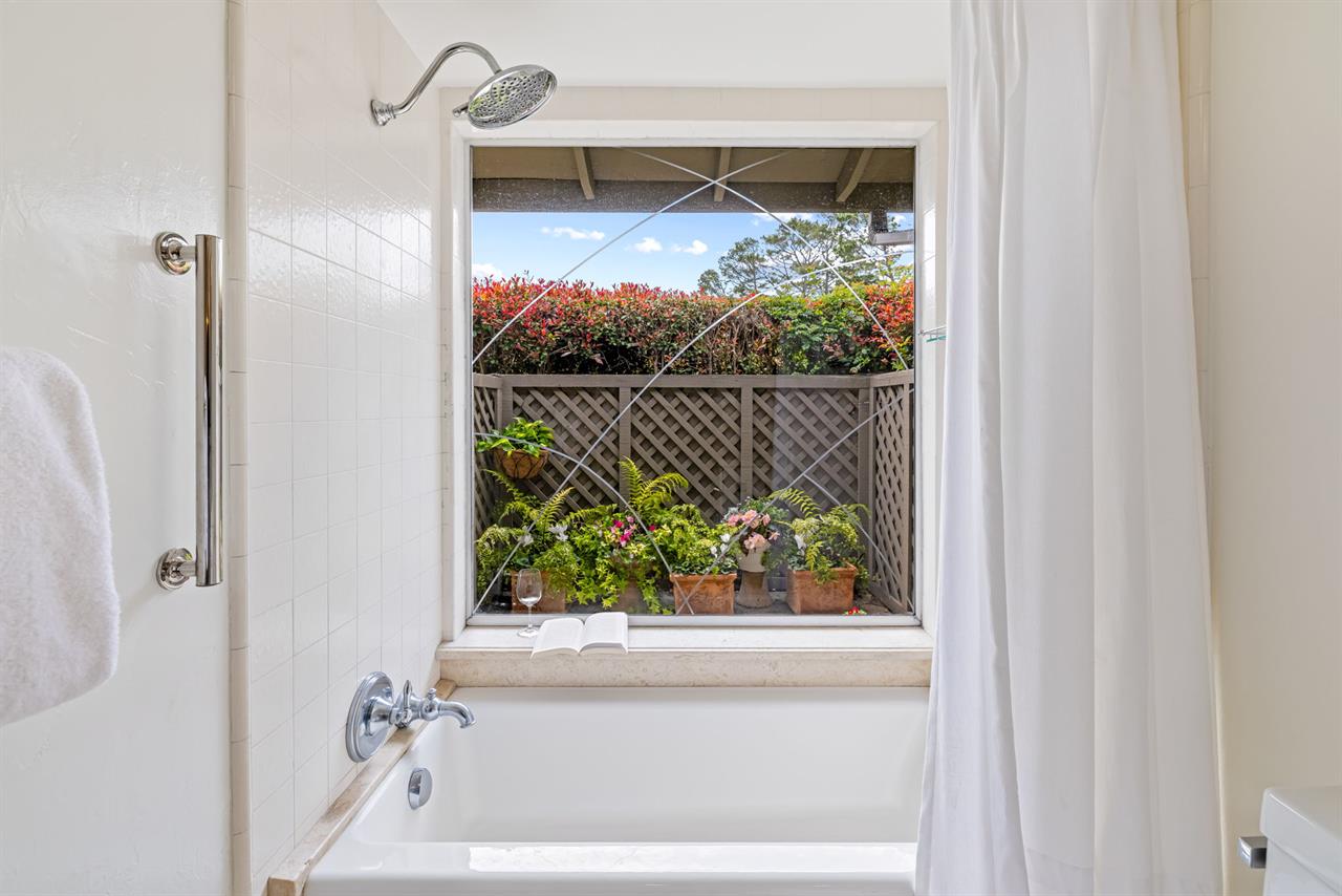 Primary Suite EnSuite Bath