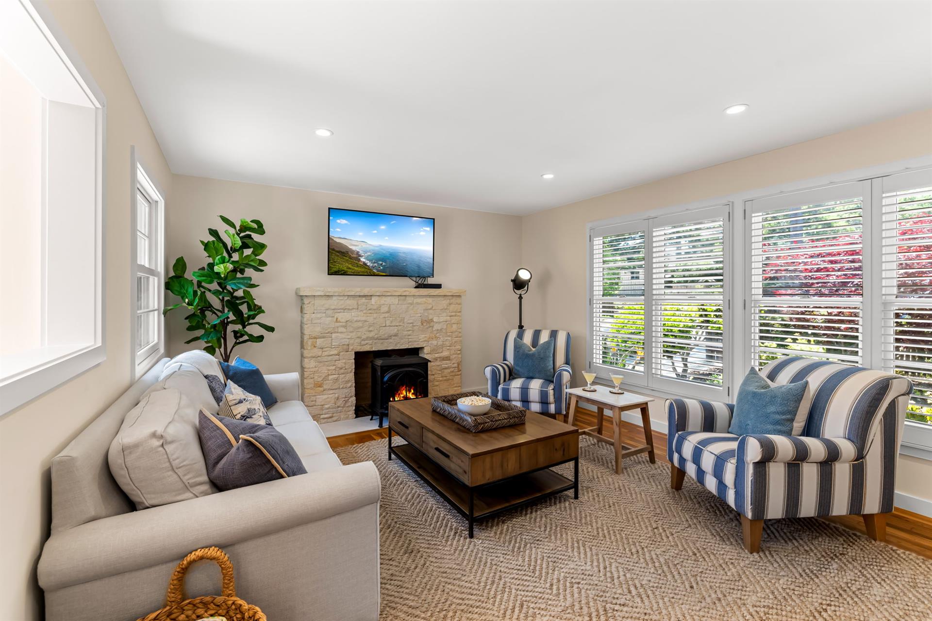 Living Room has a Gas Fireplace and a Smart TV