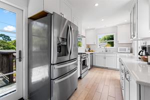 Fully Equipped Kitchen has New Stainless Appliances