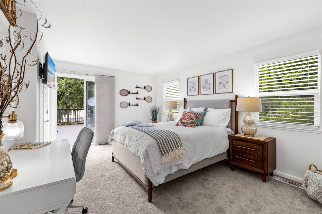 Bedroom 1  Upstairs, Queen Bed, EnSuite Bathroom