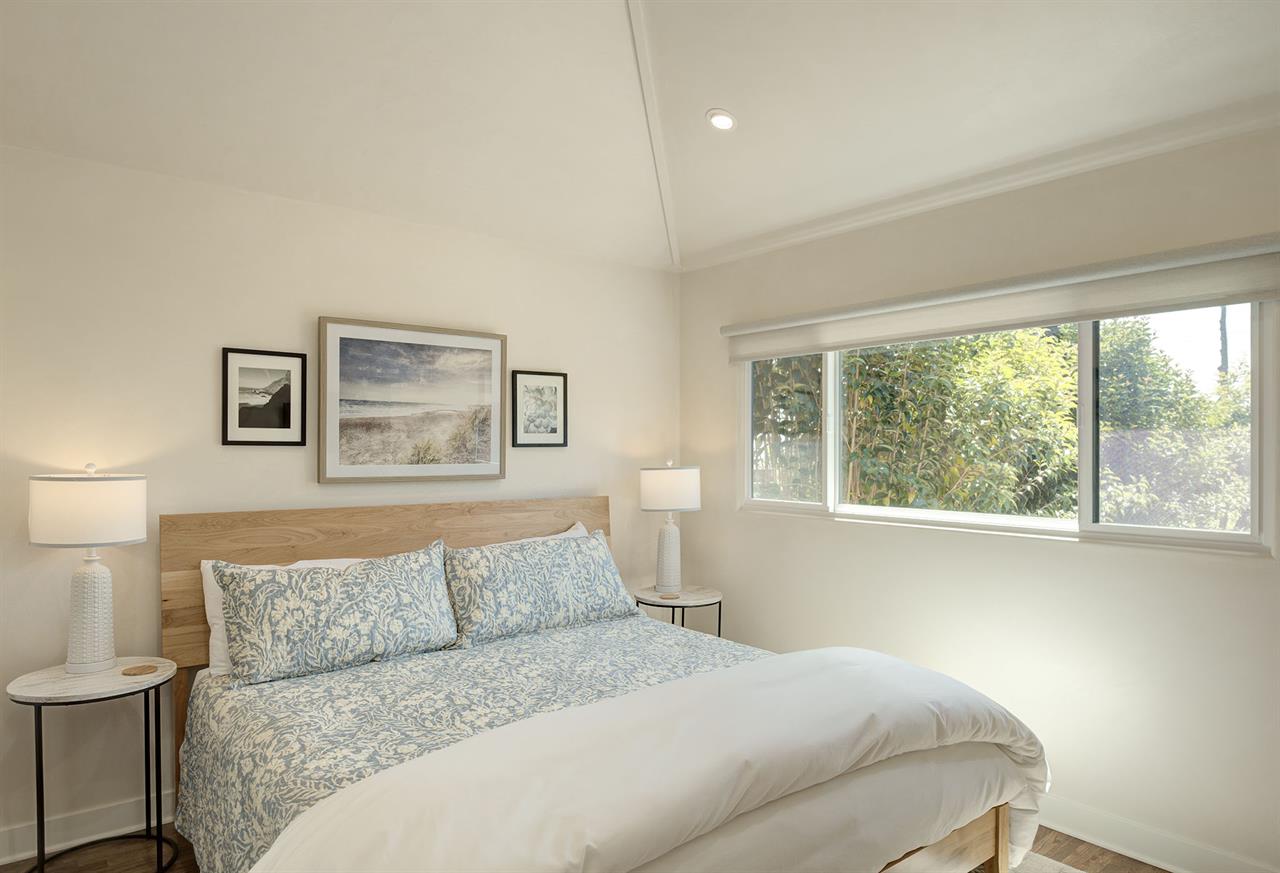 Bedroom 1  California King, En Suite Bath