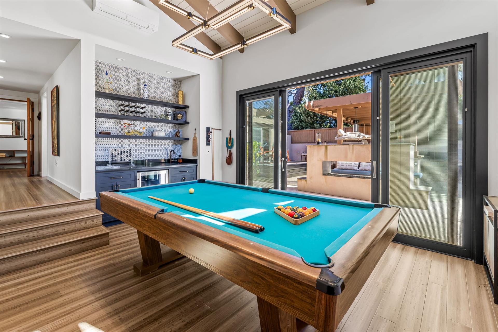 Pool Room  Bar with Fridge and CD Player