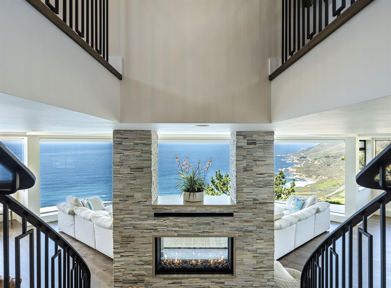 Stunning Architecture and Panoramic Ocean Views