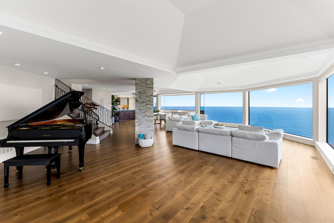Even the Grand Piano has an Ocean View