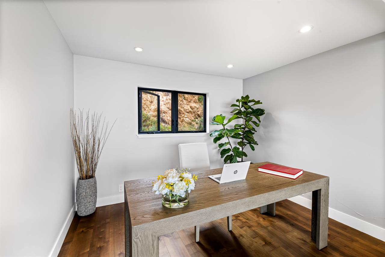 Workspace Upstairs in Bedroom 1