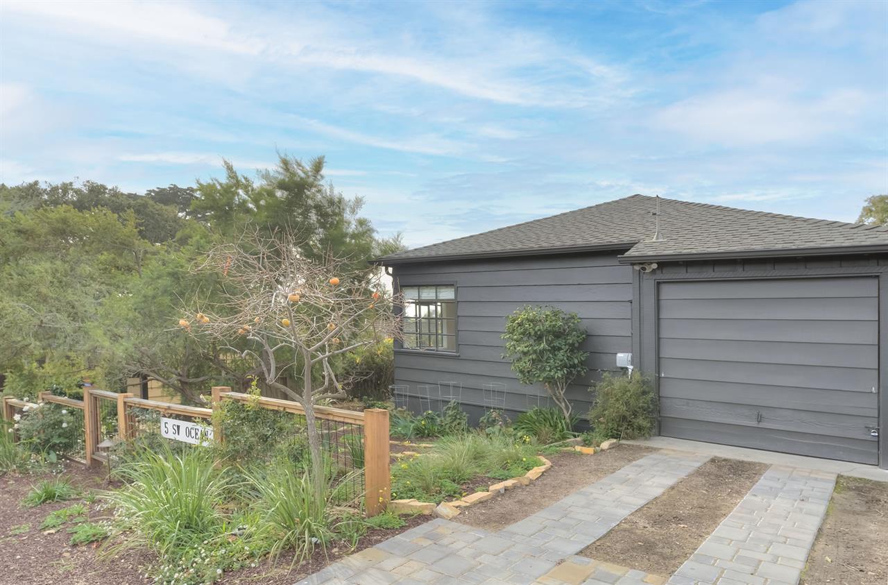 Parking in the Driveway  Rivion EV Charger is Available