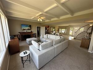 Great Room   Family Area wTV, Fireplace, Dining Area, Kitchen