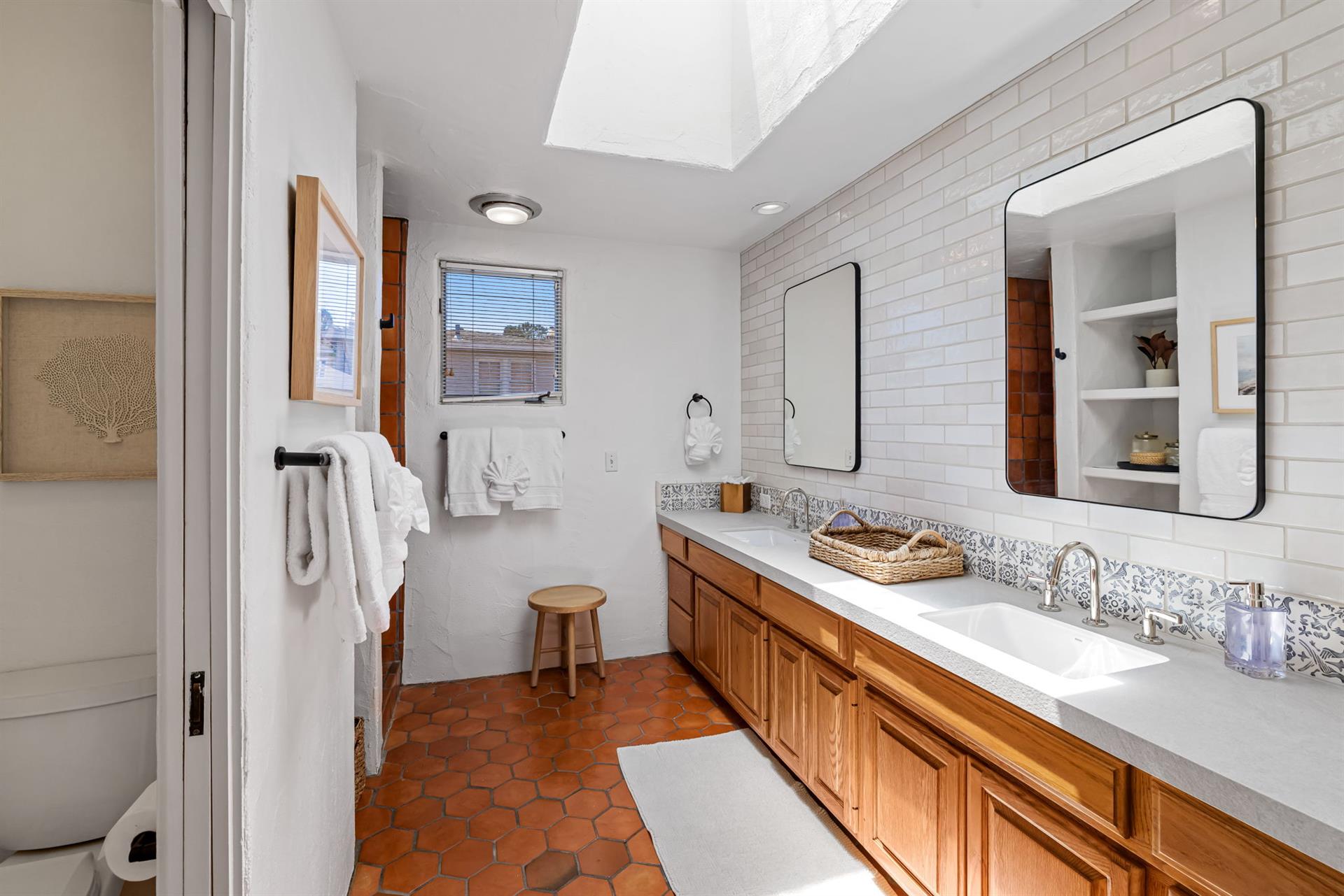 EnSuite Bath with Shower for Bedroom 1