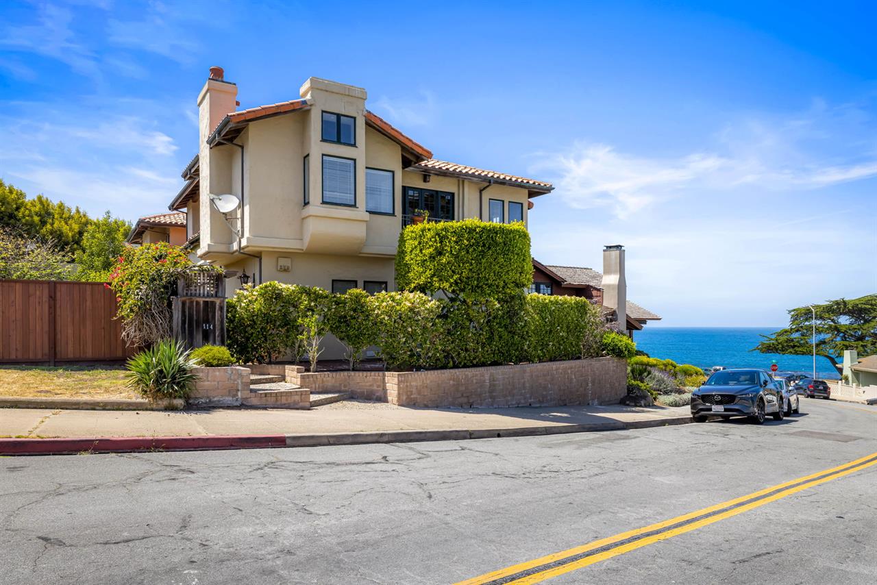 Just Steps to the Bay and the Bayside Recreation Trail