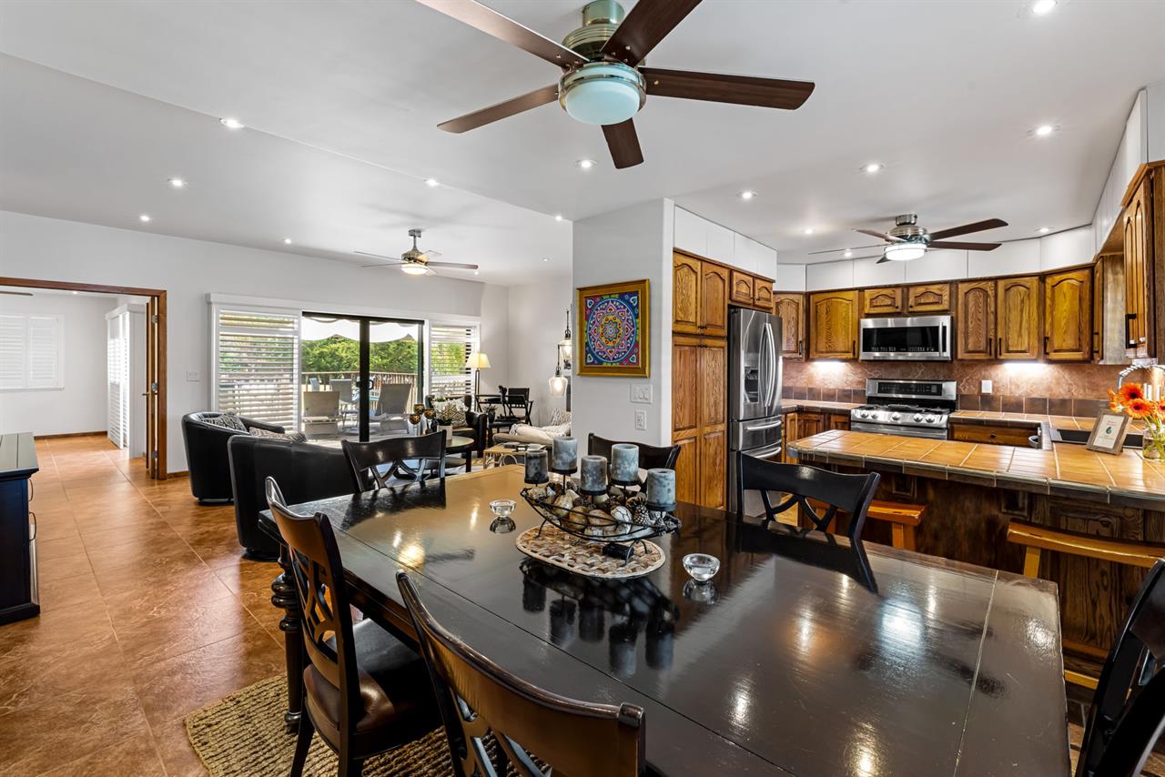 Dining Area Next to the Kitchen furniture optional