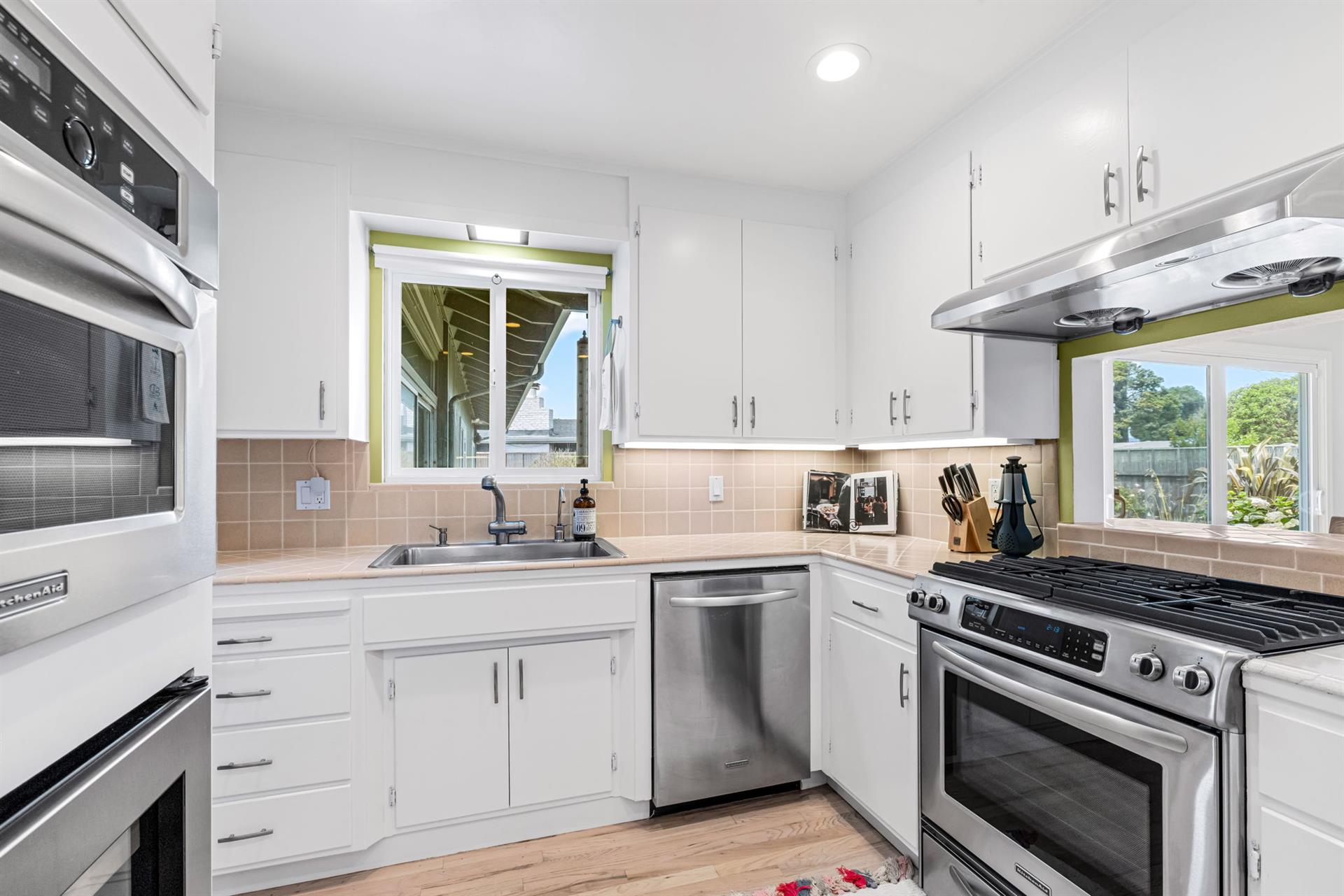 Spacious FullyEquipped Kitchen
