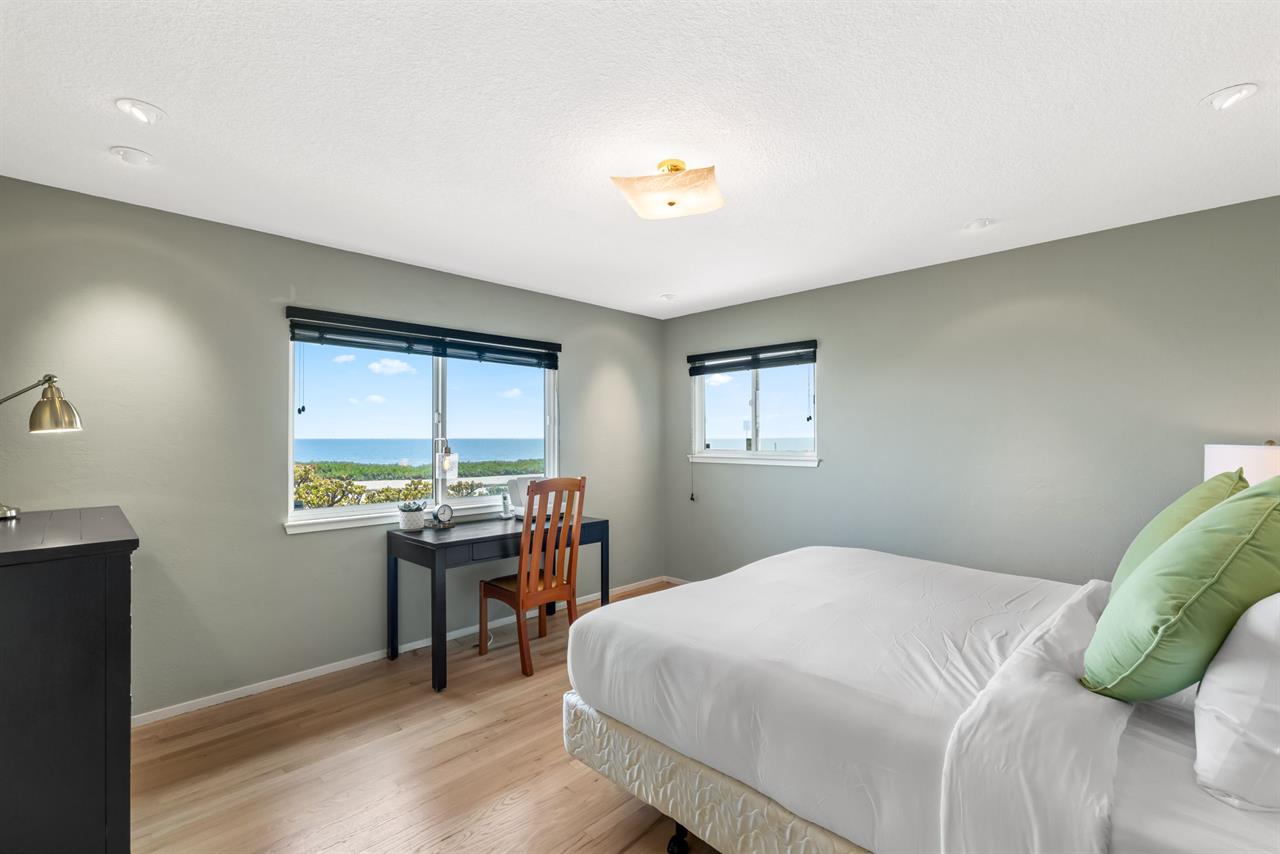 Bedroom 1  King Bed, Desk, Ocean View