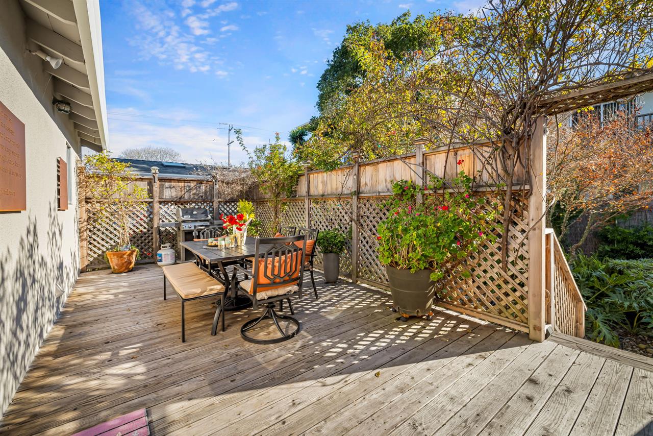 Outdoor Dining Deck with a Gas BBQ