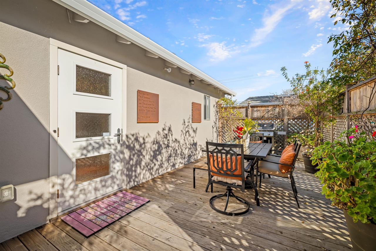 Outdoor Dining Deck with a Gas BBQ