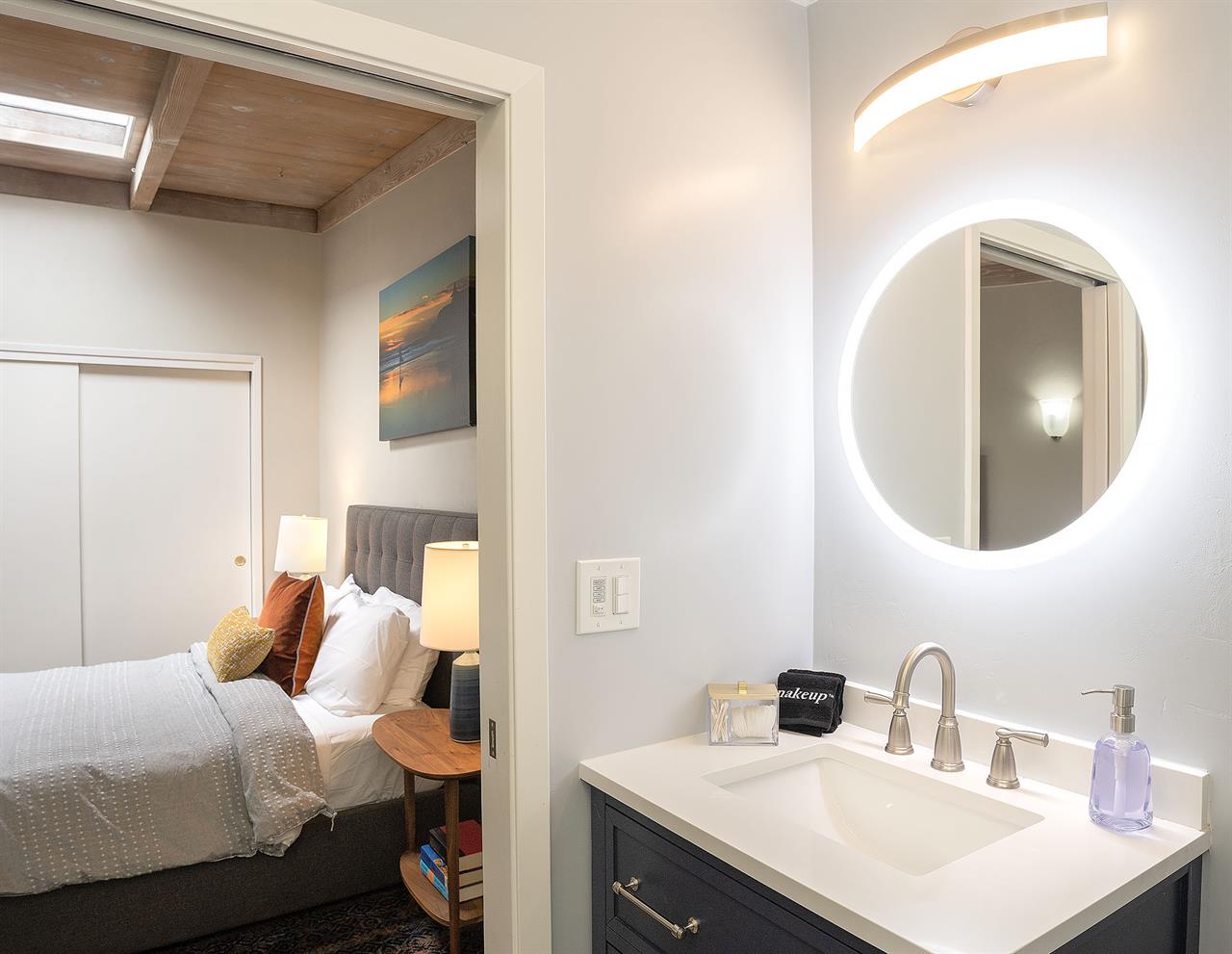 Bedroom 1, Queen, TV, EnSuite Bath with Shower