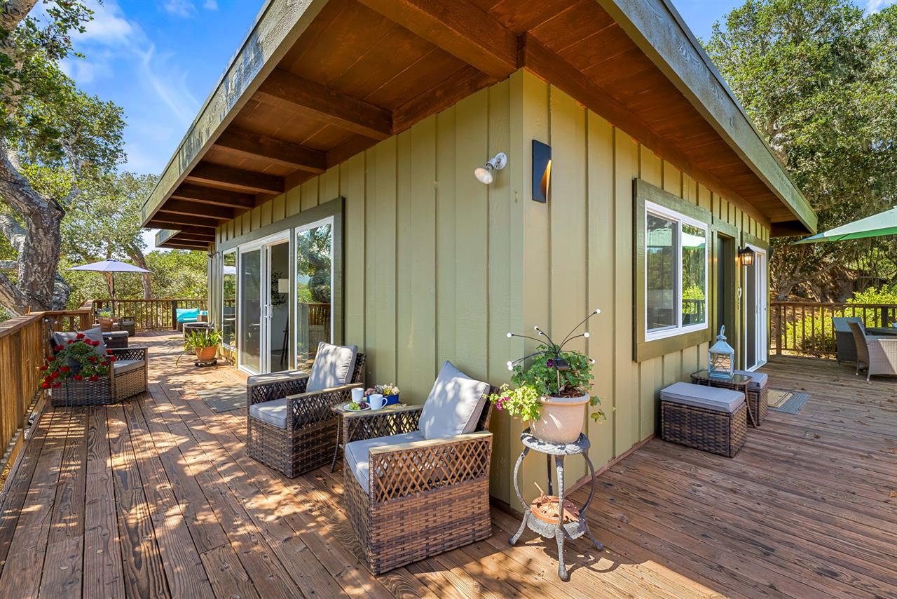 Deck has Several Gathering Areas