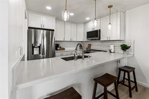 Beautiful New Fully Equipped Kitchen
