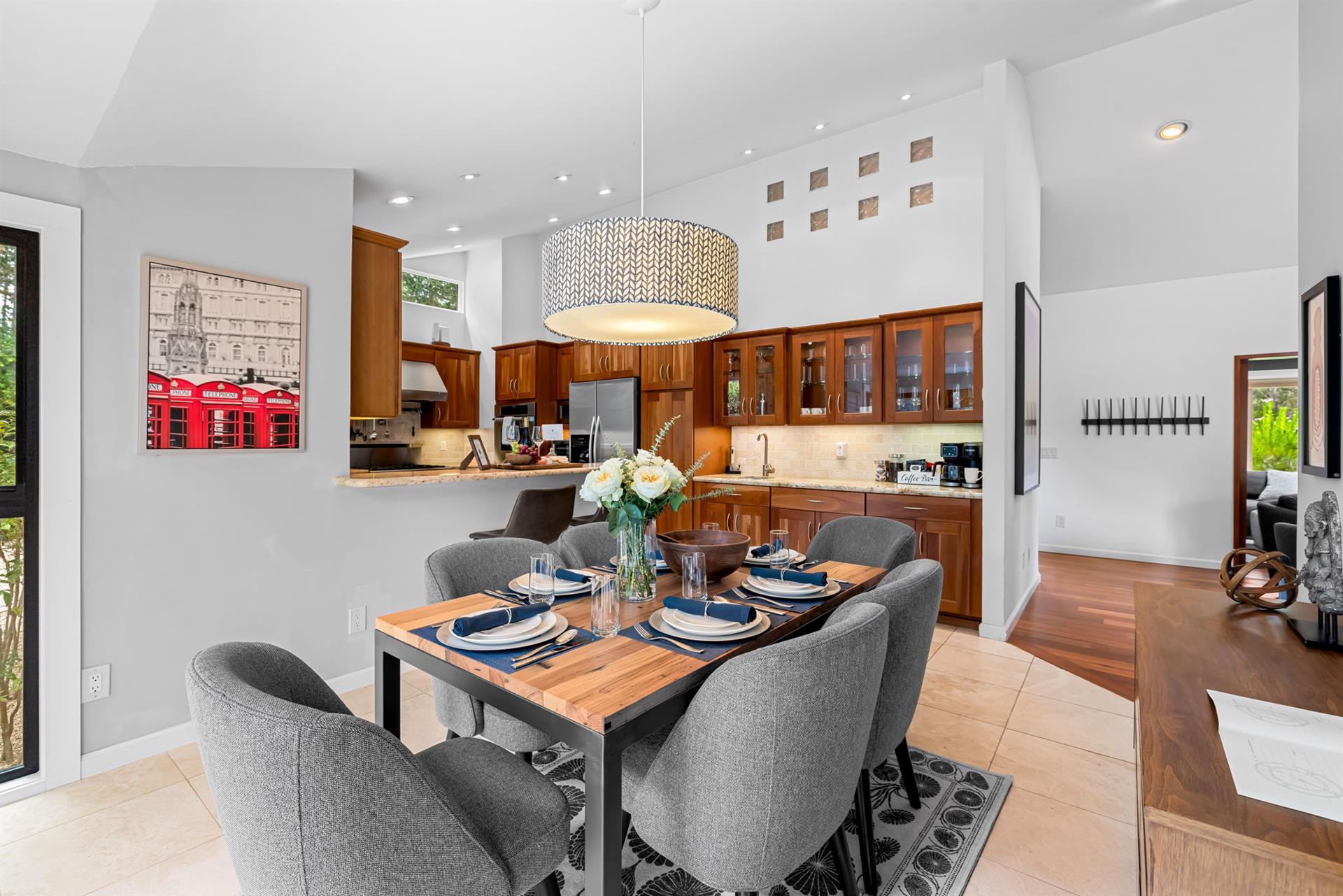 Dining Area Seats Six