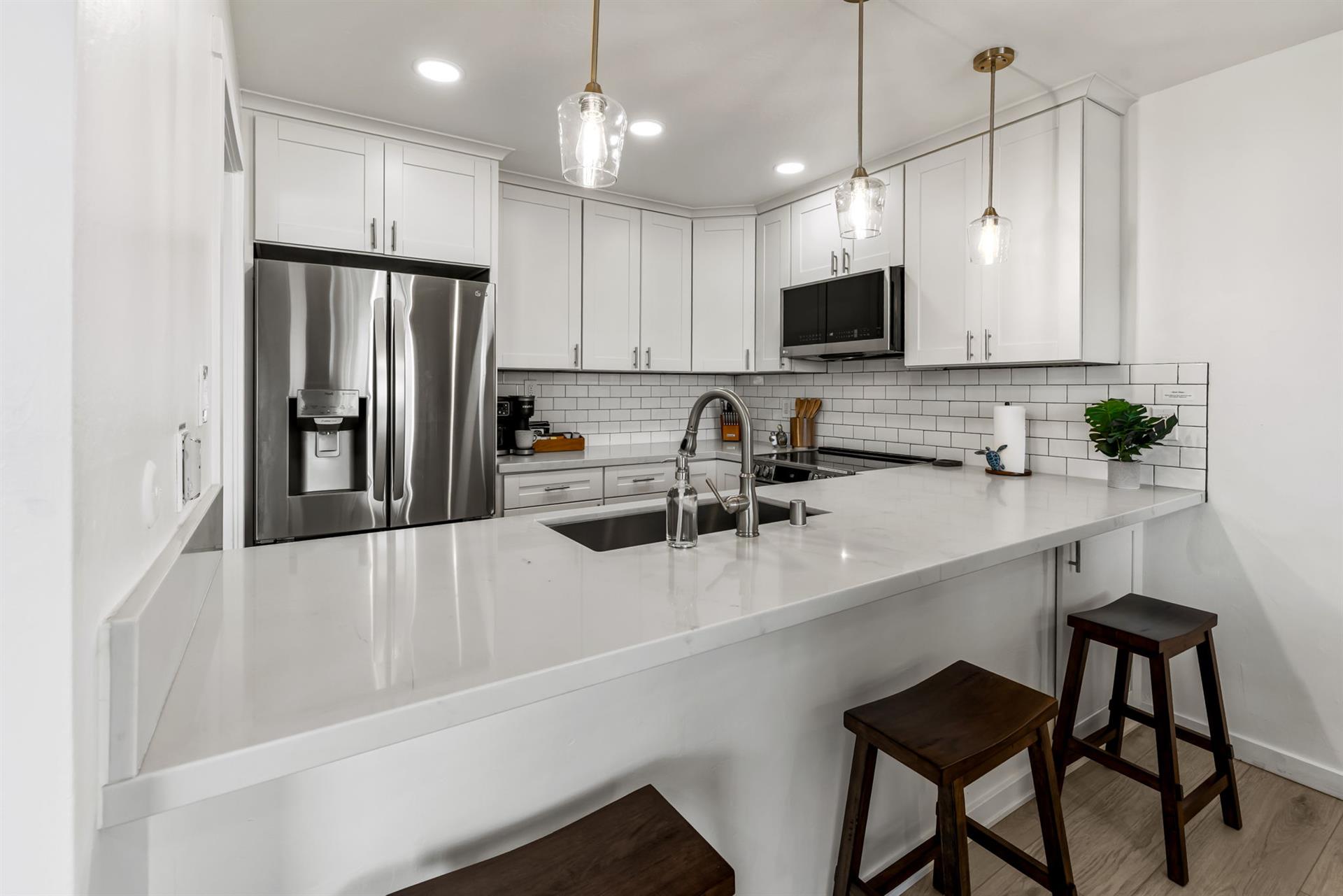 Beautiful New Fully Equipped Kitchen