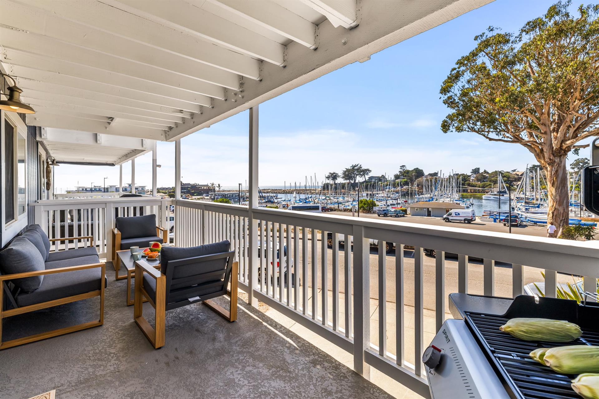 Balcony has a Gas BBQ Grill