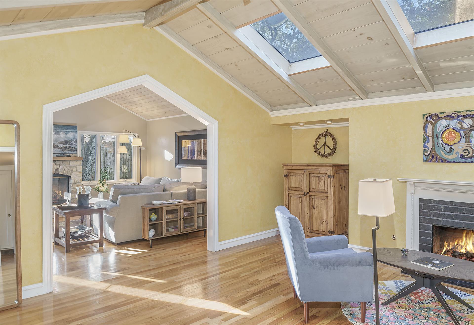 Additional Living Room Area