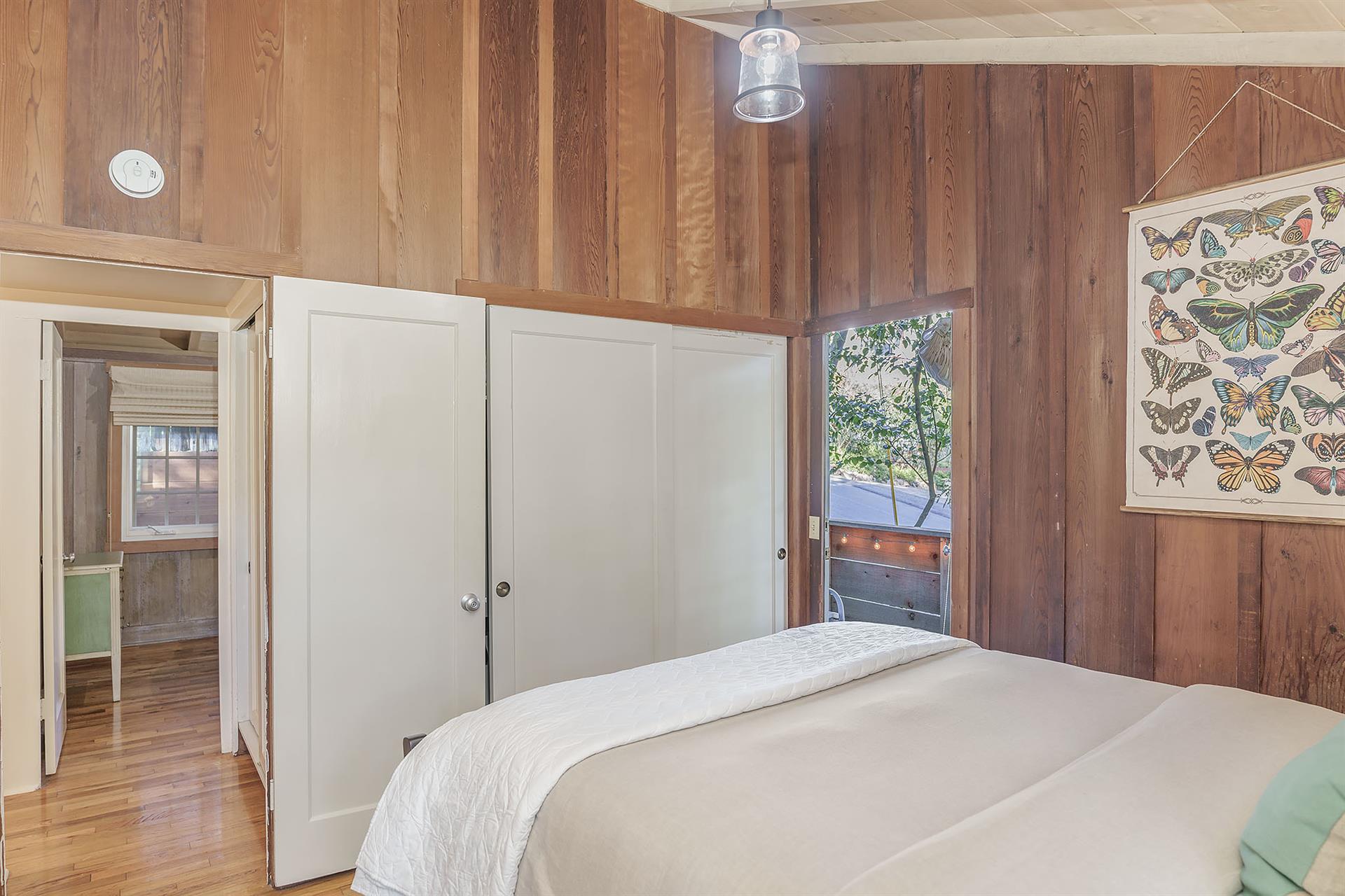 Bedroom 1  Queen Bed, En Suite Bathroom with a Shower