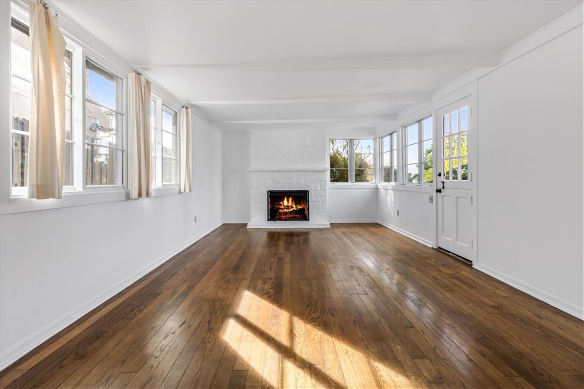 Living Room has a WoodBurning Fireplace