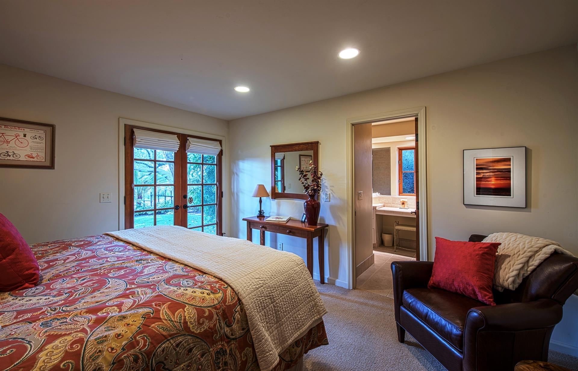 Bedroom 2 Split King with Foam Topper or 2 Twins