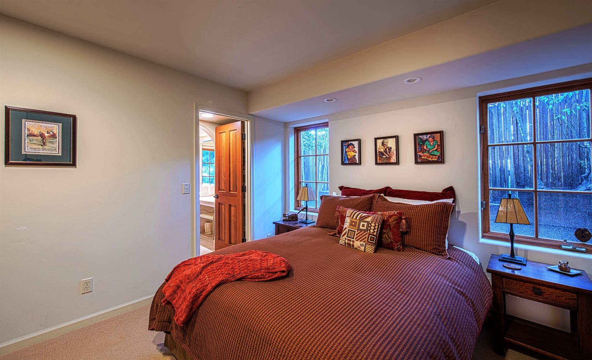 Bedroom 3, Queen Bed