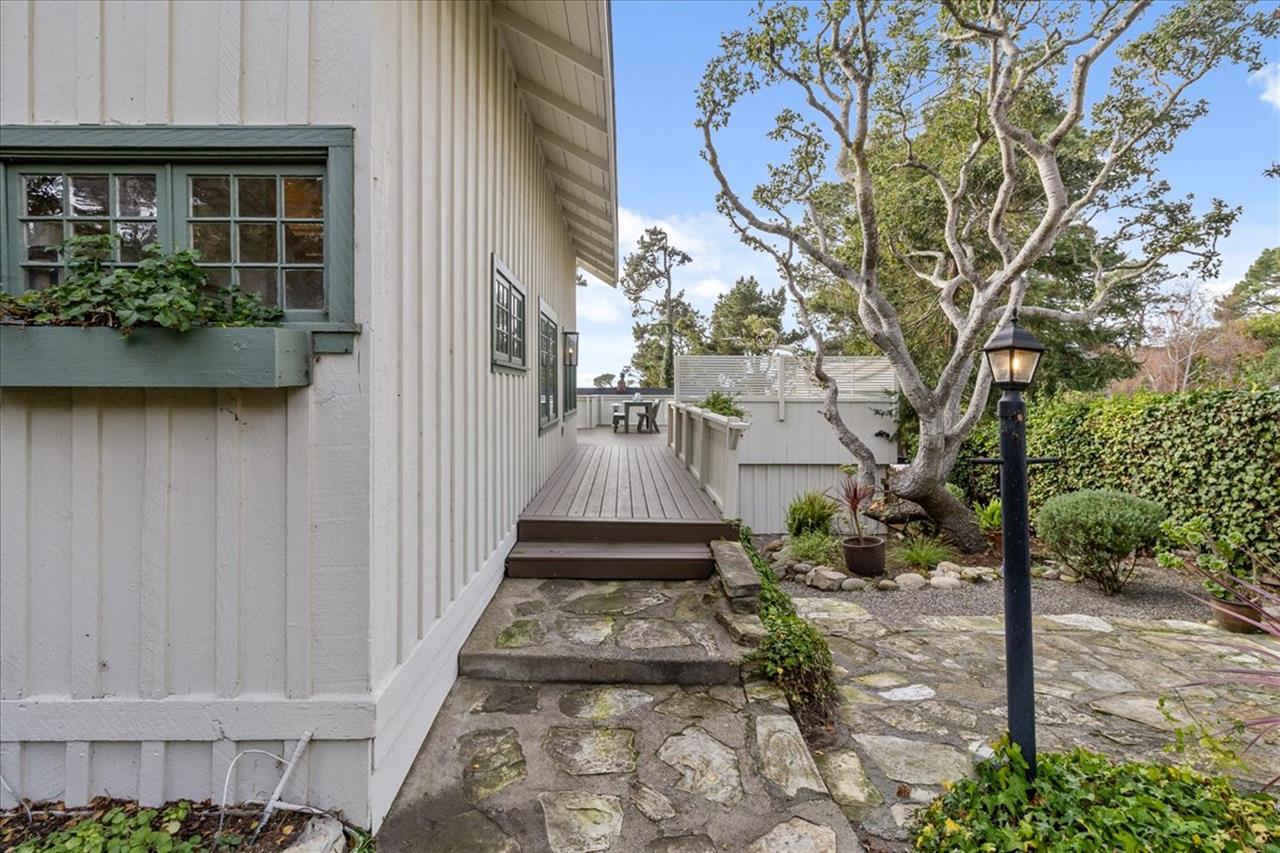 Approaching the Entrance to the Main House