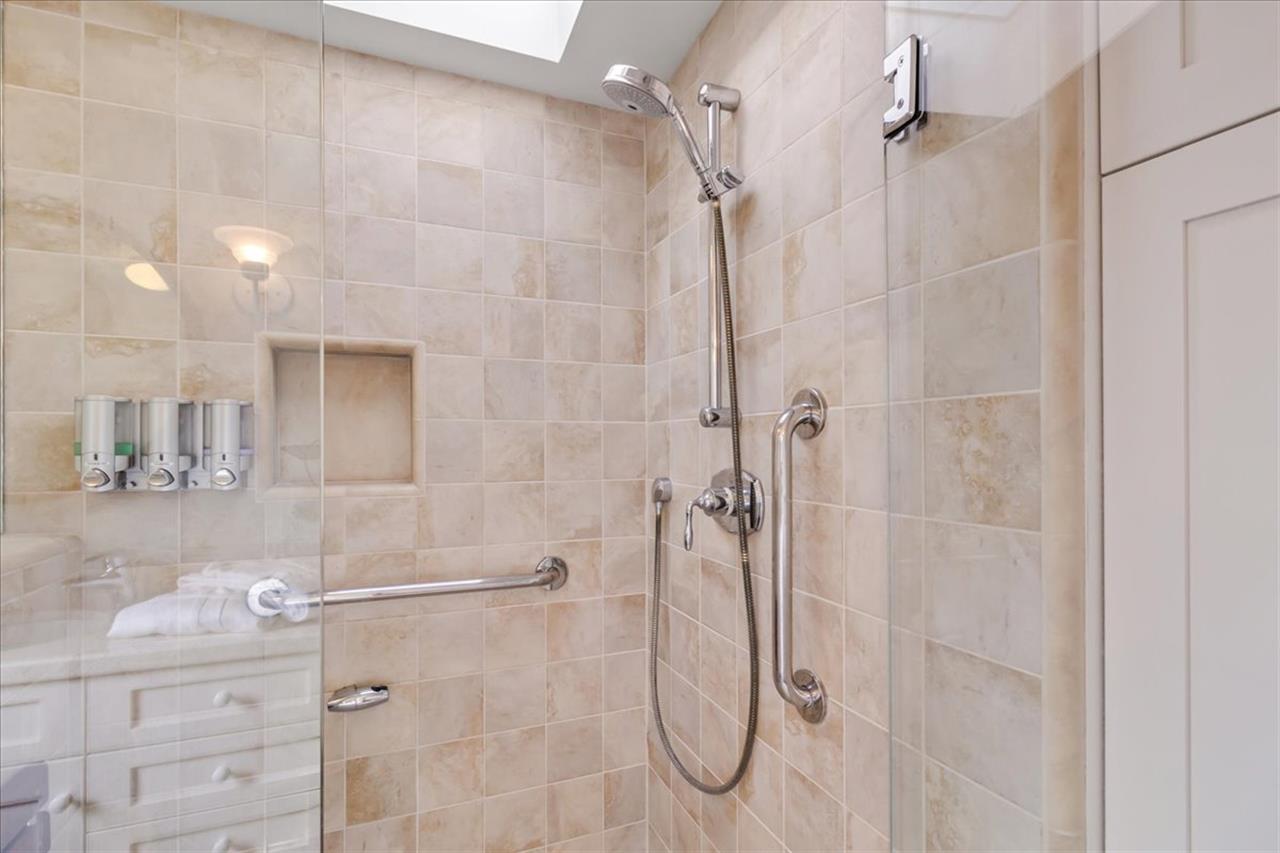 Upstairs Bathroom for Bedrooms 3 and 4