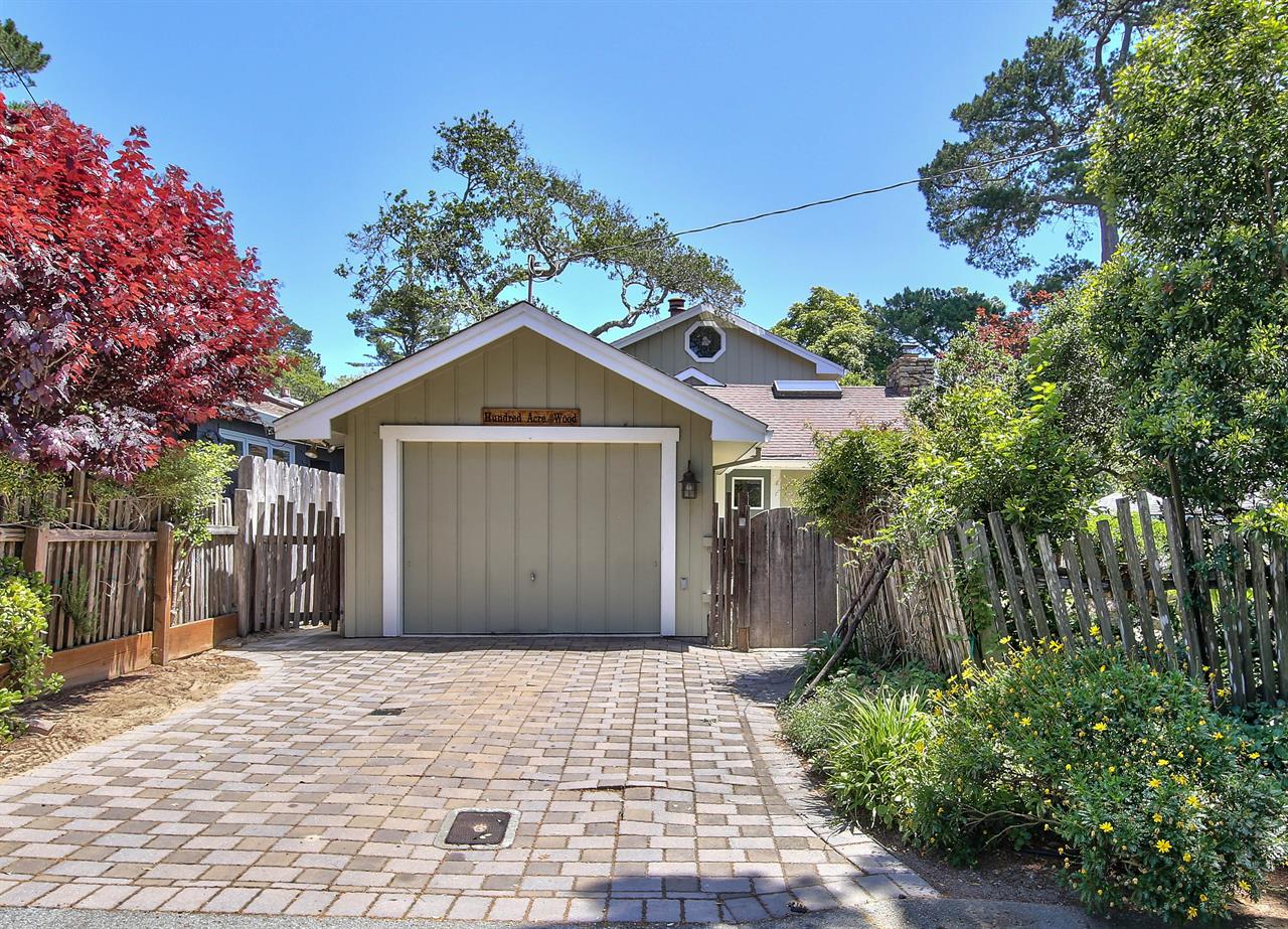 Welcome to 100 Acre Wood