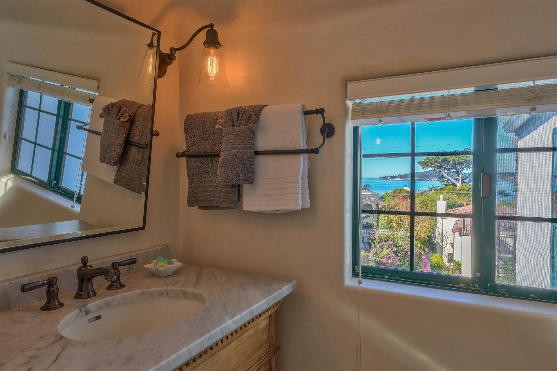 EnSuite Bathroom for Bedroom 1 has an Ocean View