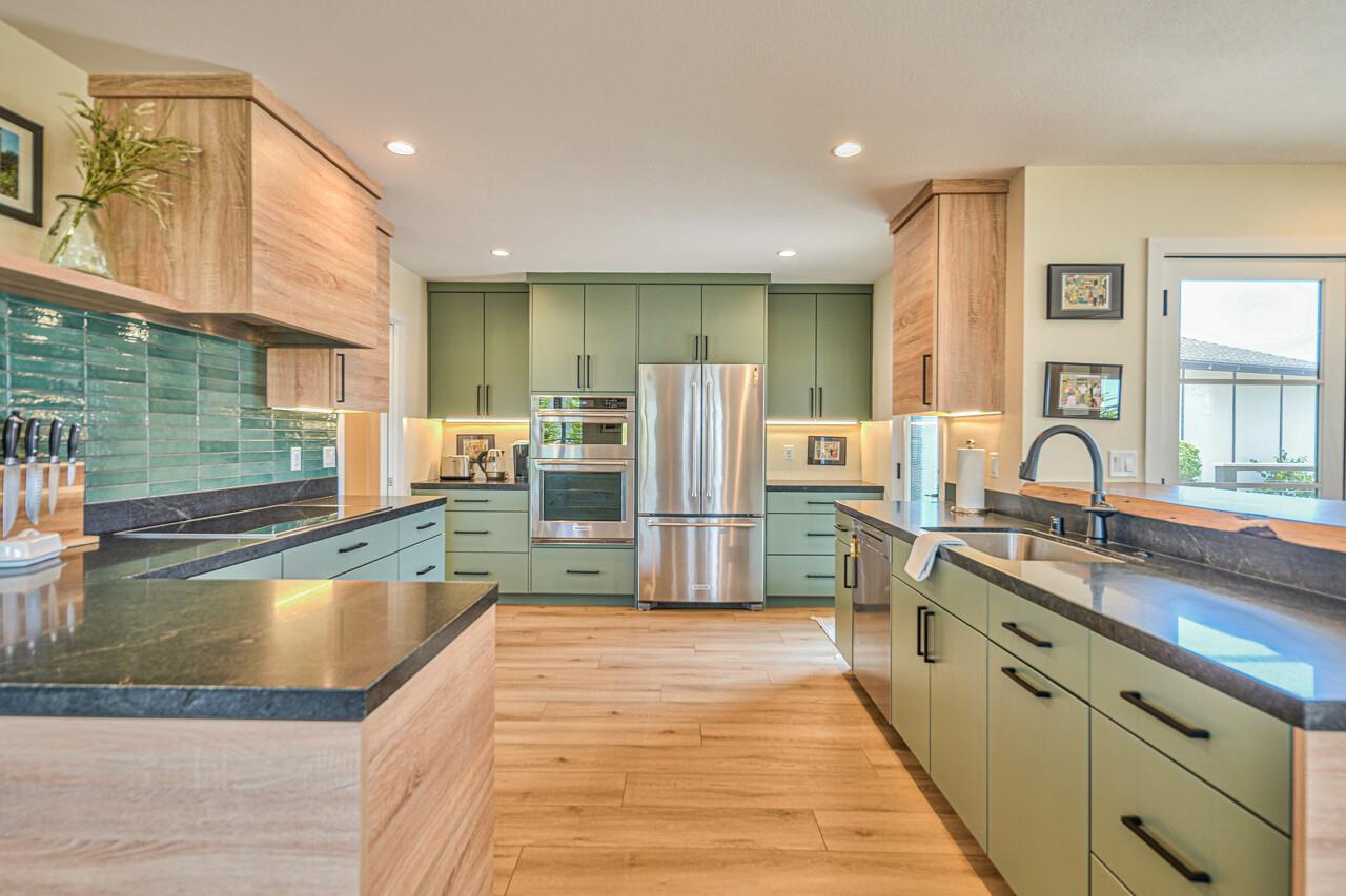 Fully Equipped Chefs Kitchen