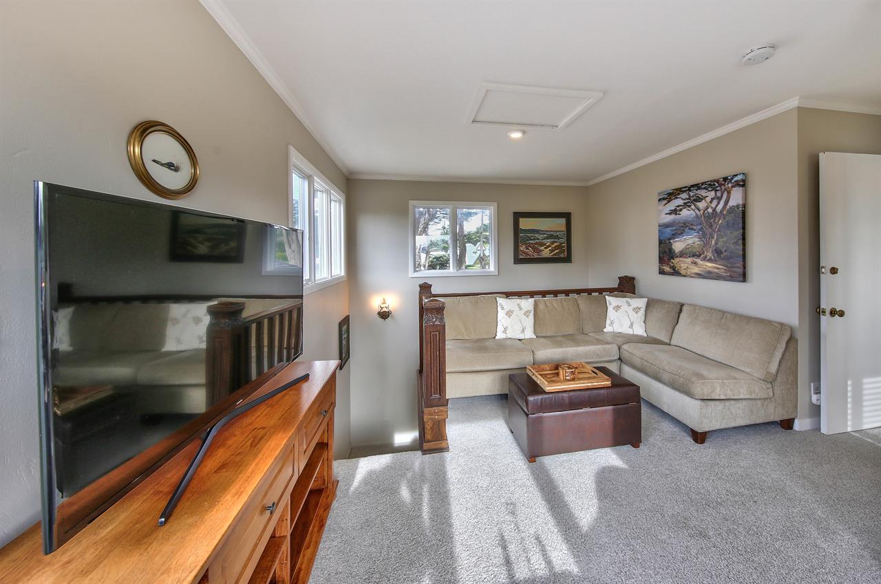 Upstairs Landing Area has a WiFiEnabled Plasma TV