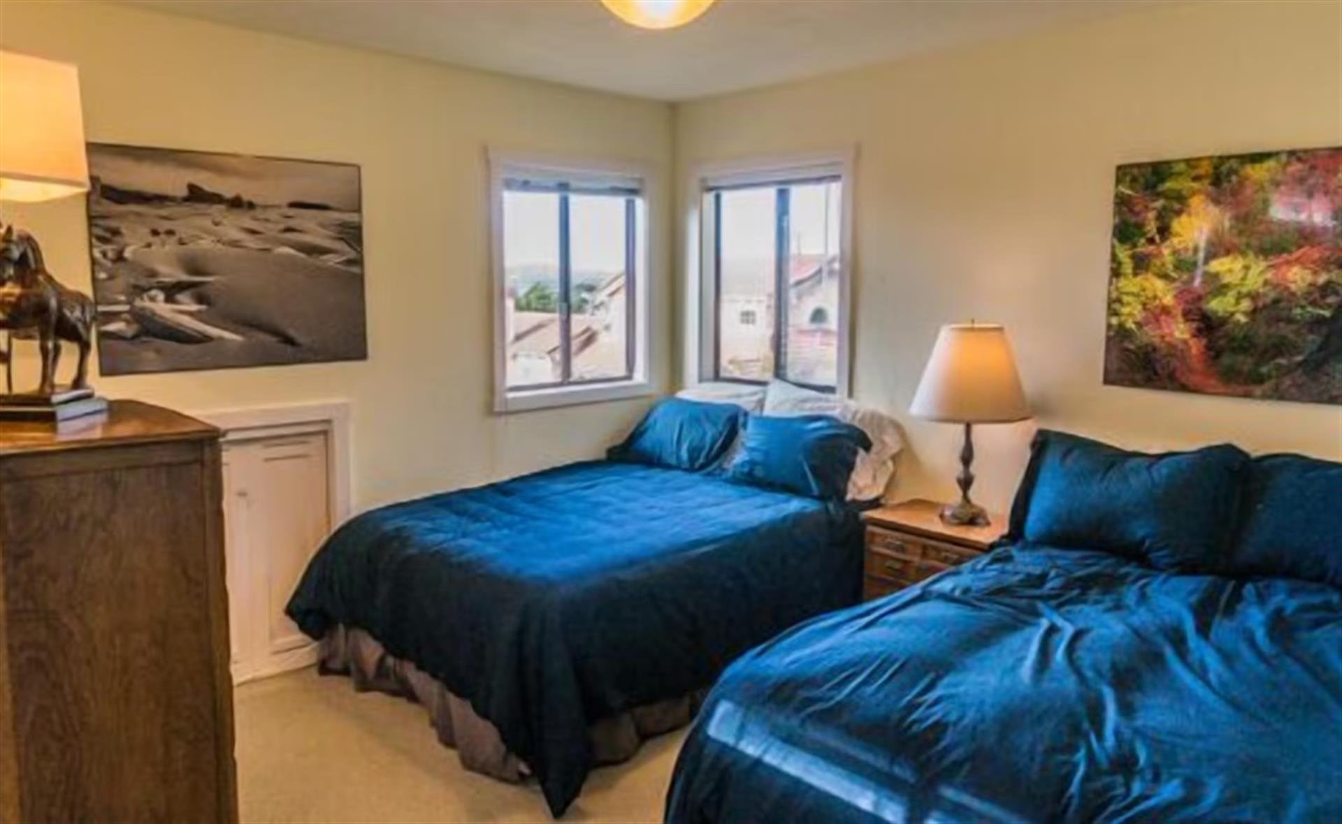 Upstairs Bedroom 3, 2 FullDouble Beds