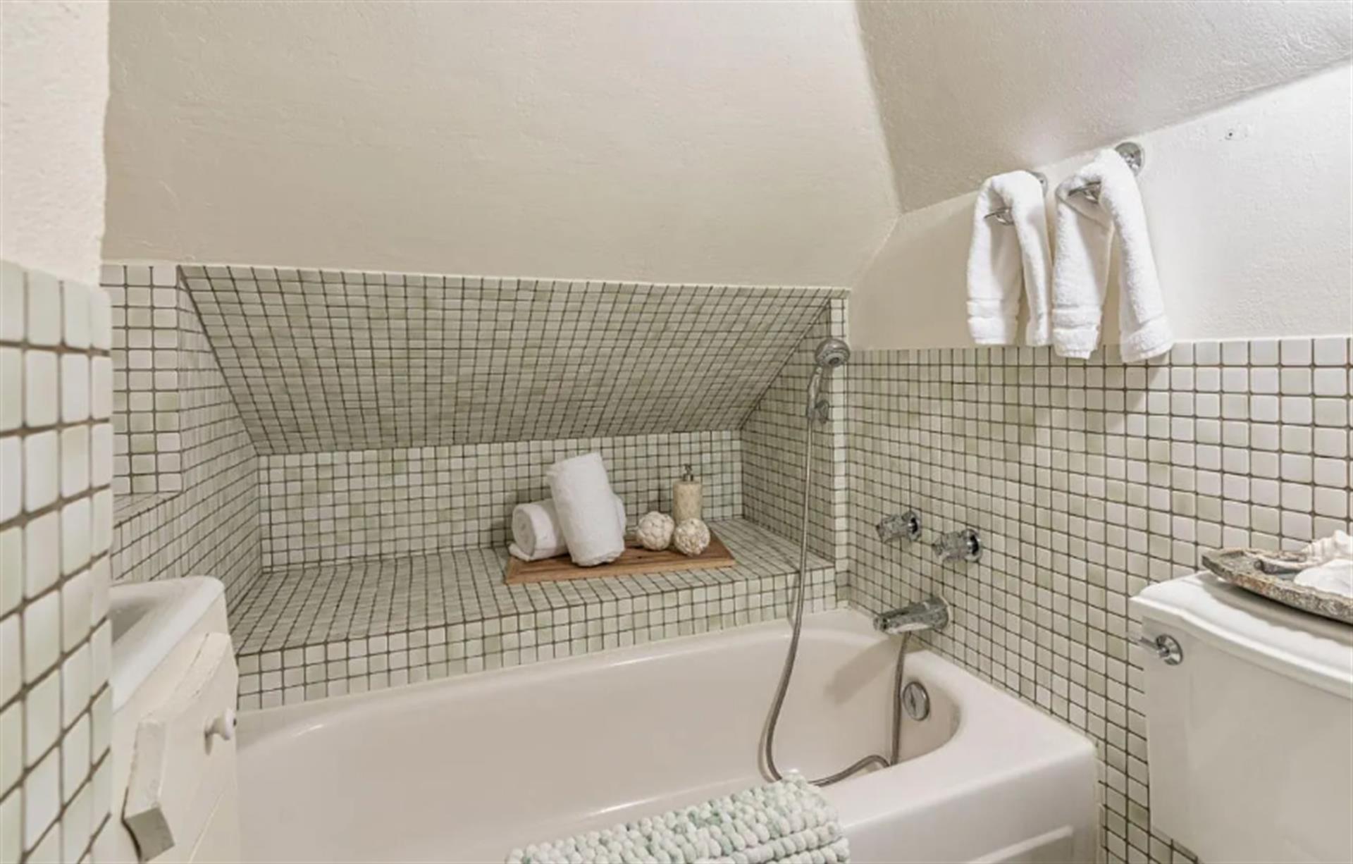 Welcome to Pacific Nirvana Photos Coming Soon