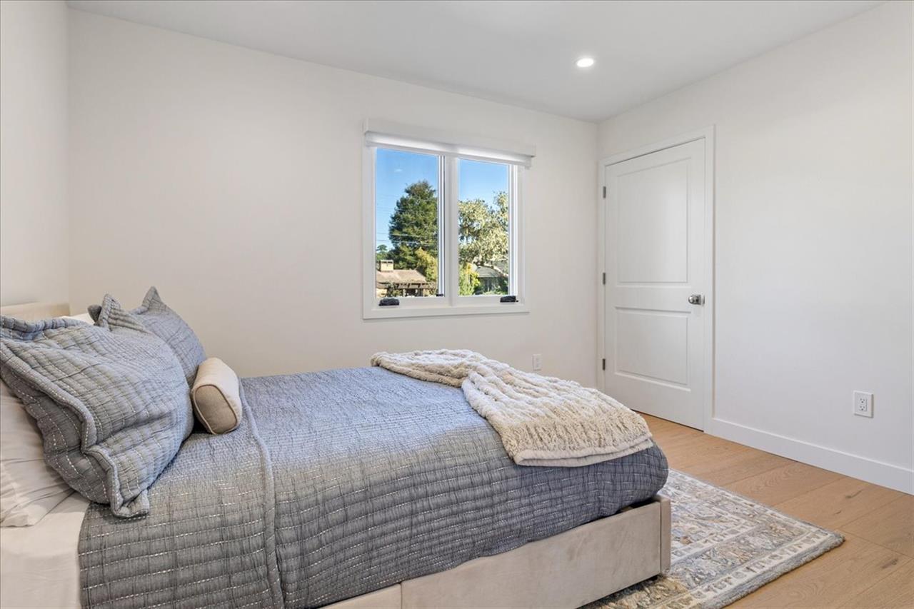 Bedroom 3 has a Full  Double Bed