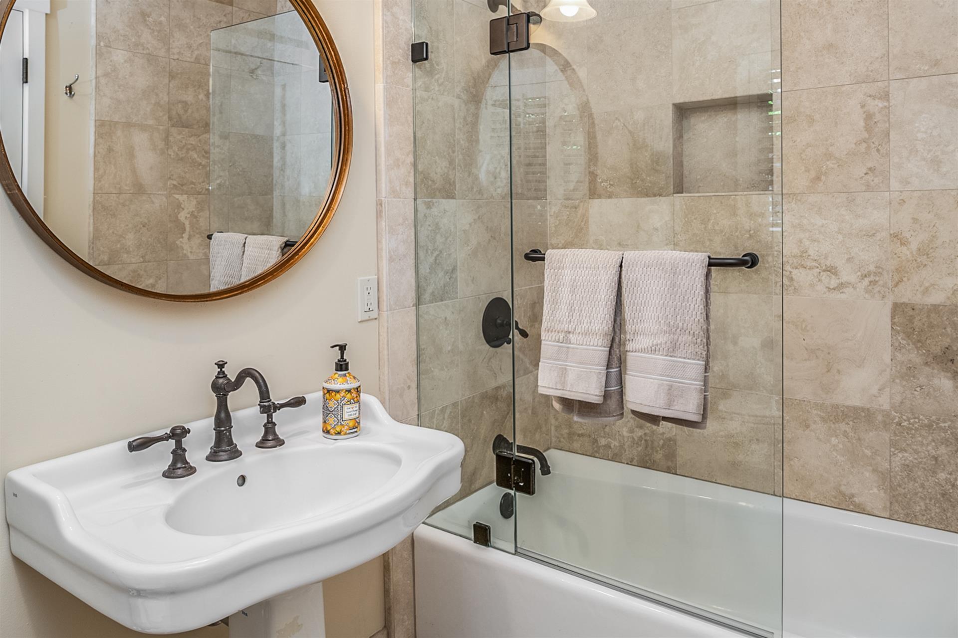 En Suite Bathroom with Shower
