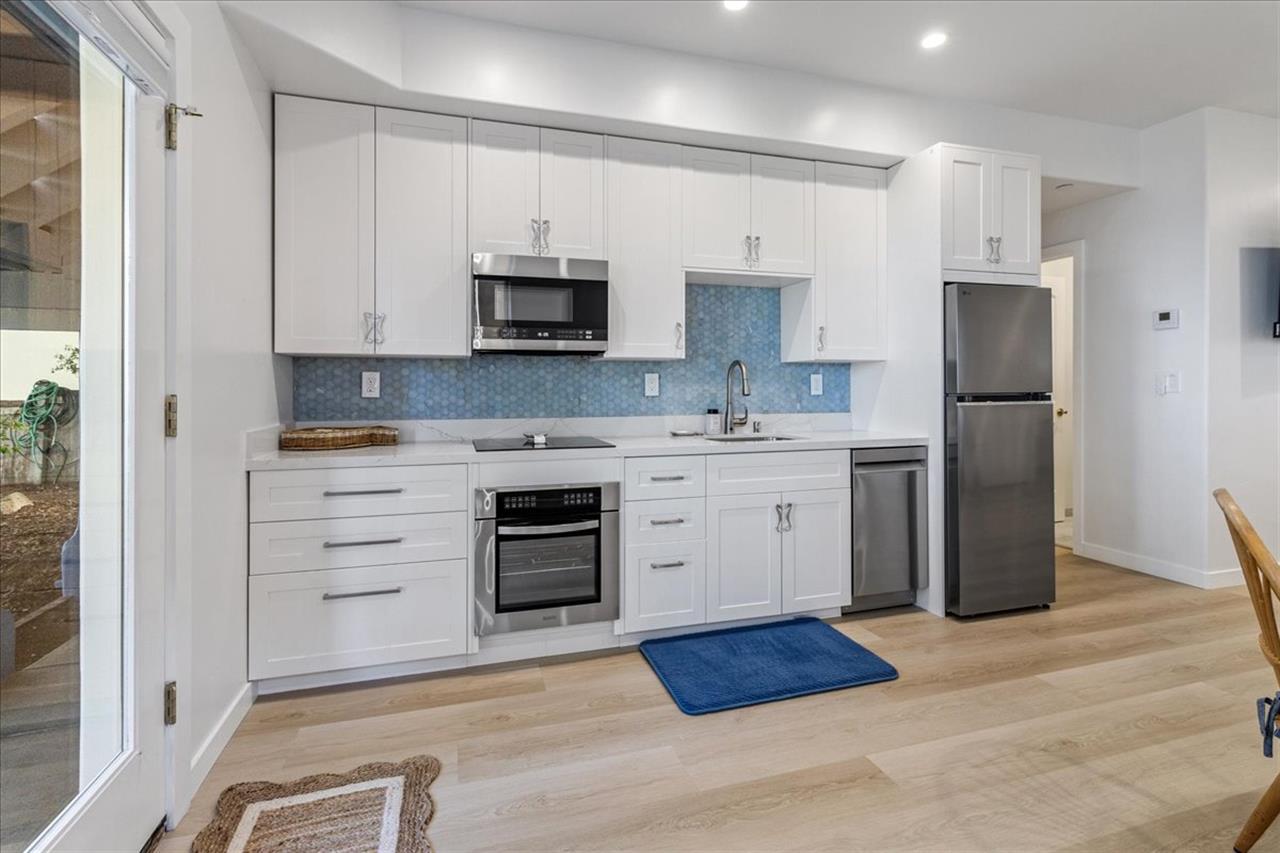 Bedroom 4  Guest Suite has a Kitchenette