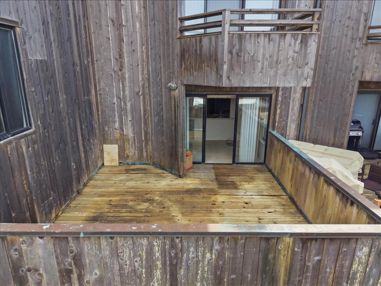 Deck for Outdoor Dining