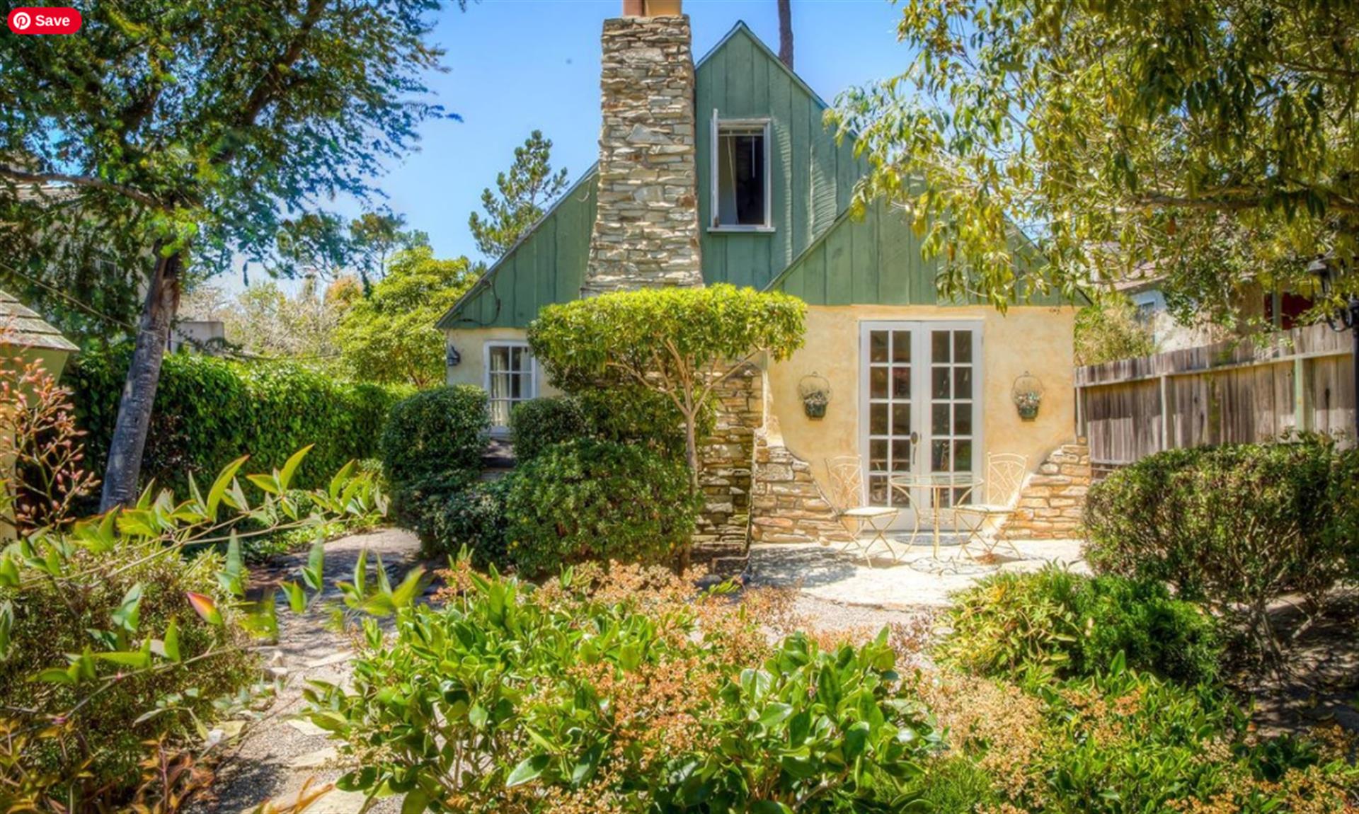 Welcome to Twin Briar Cottage more house photos coming soon