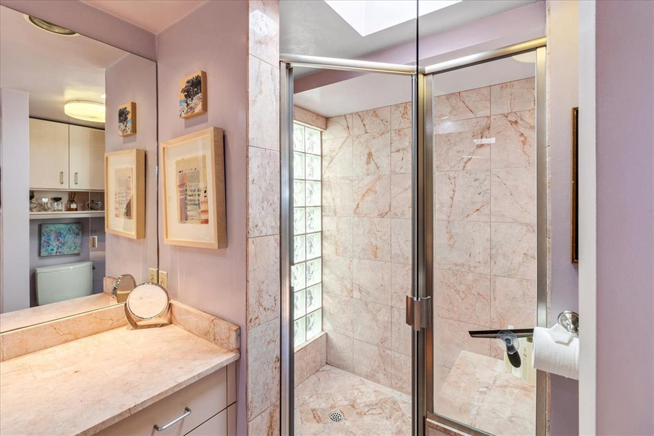 EnSuite Bath with Shower for Bedroom 1