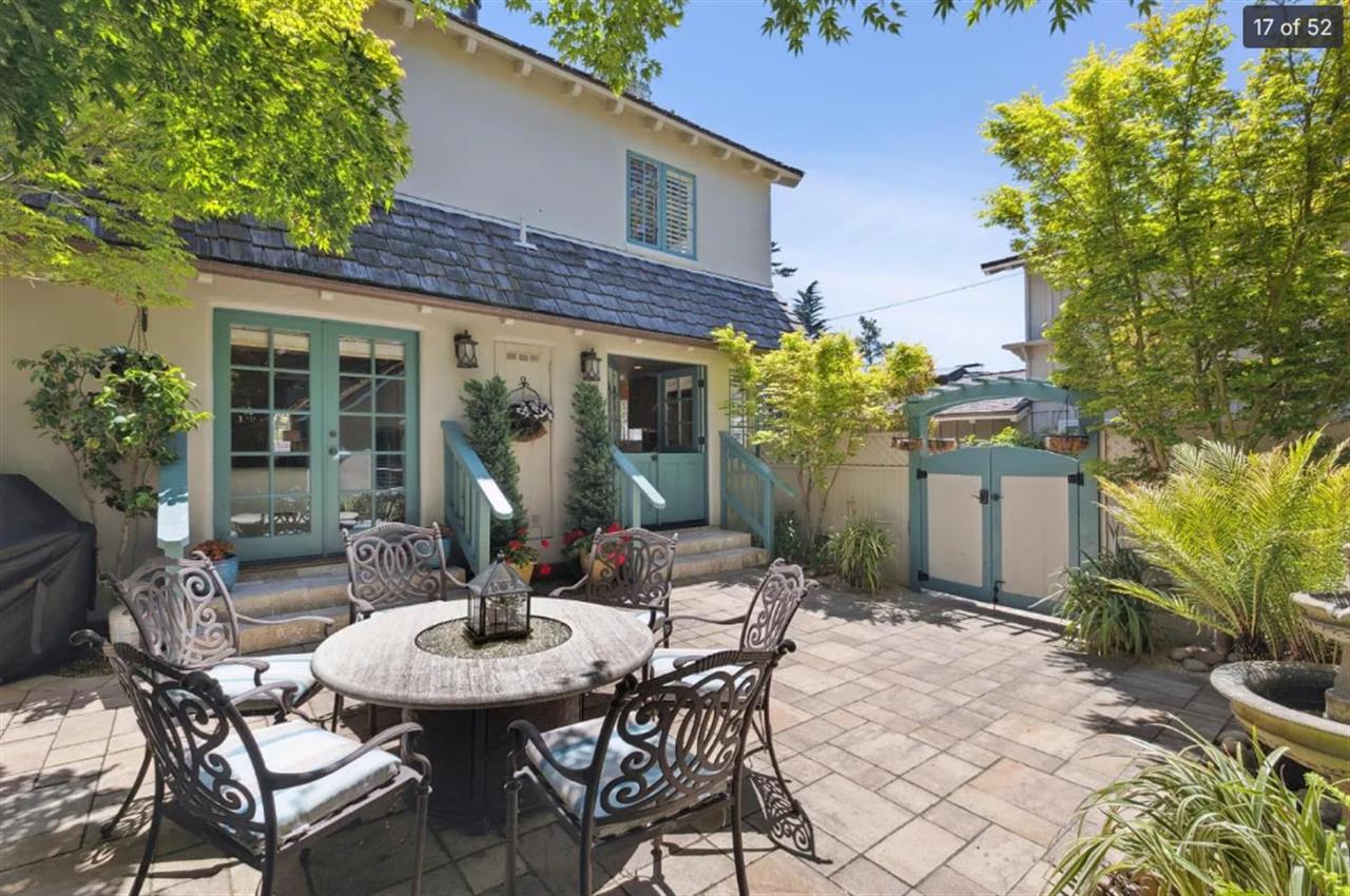 Lovely Cottage with Guest Quarters