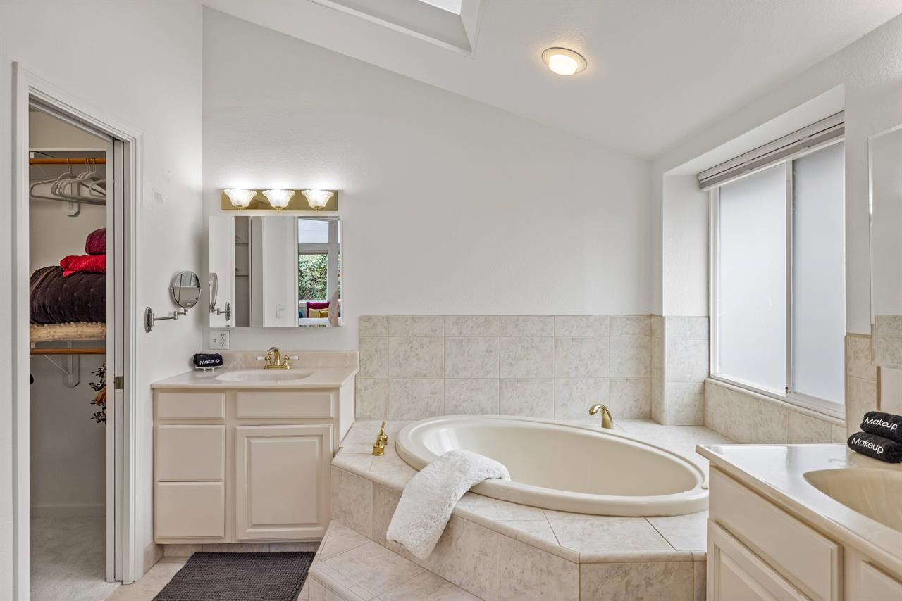 house almost ready, new photos soon