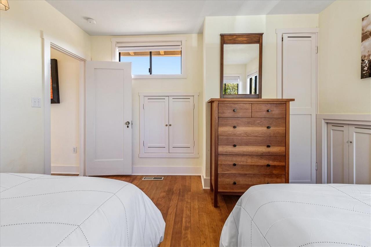 Bedroom 3 has Two FullDouble Beds