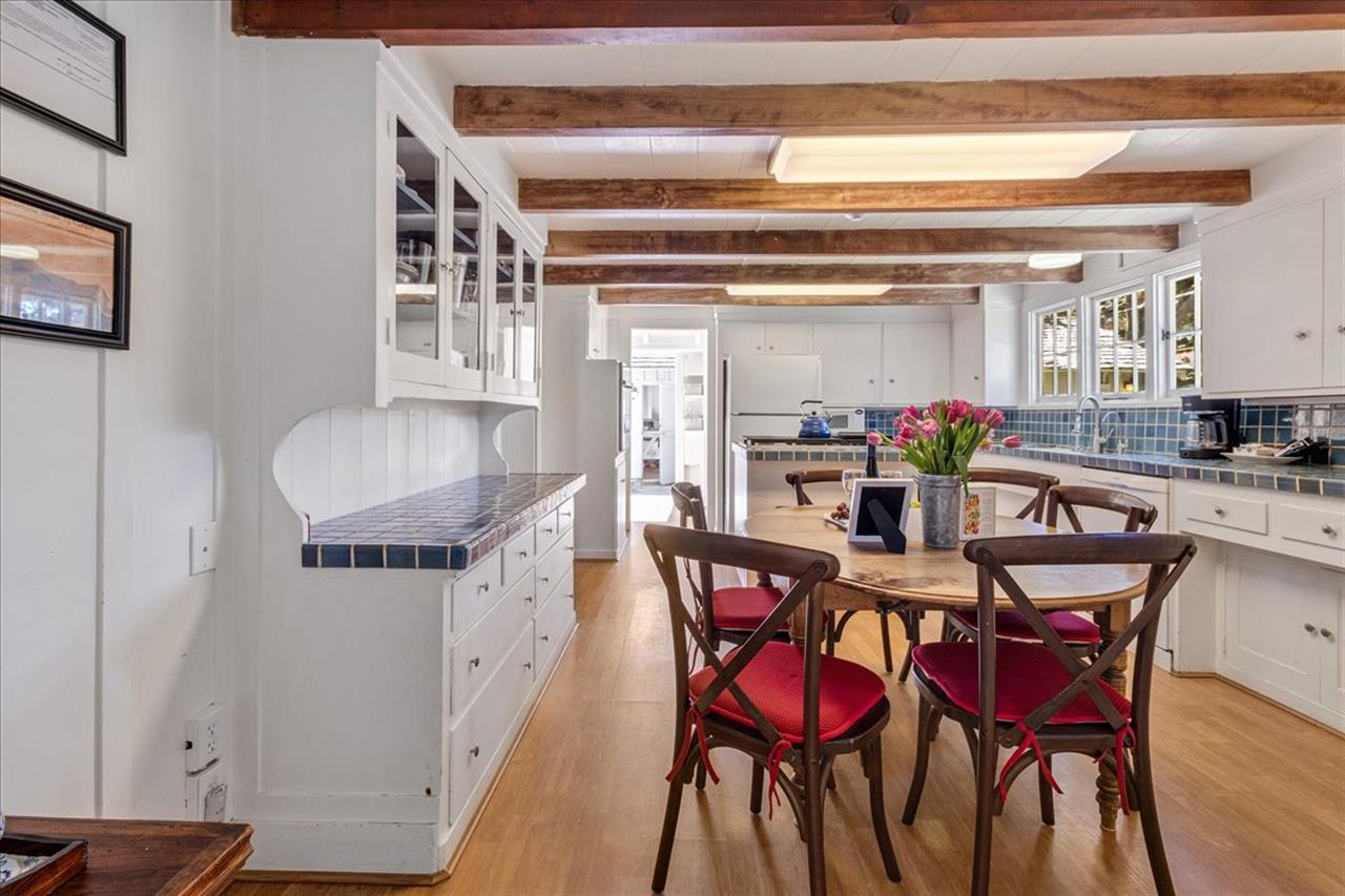 FullyEquipped Kitchen