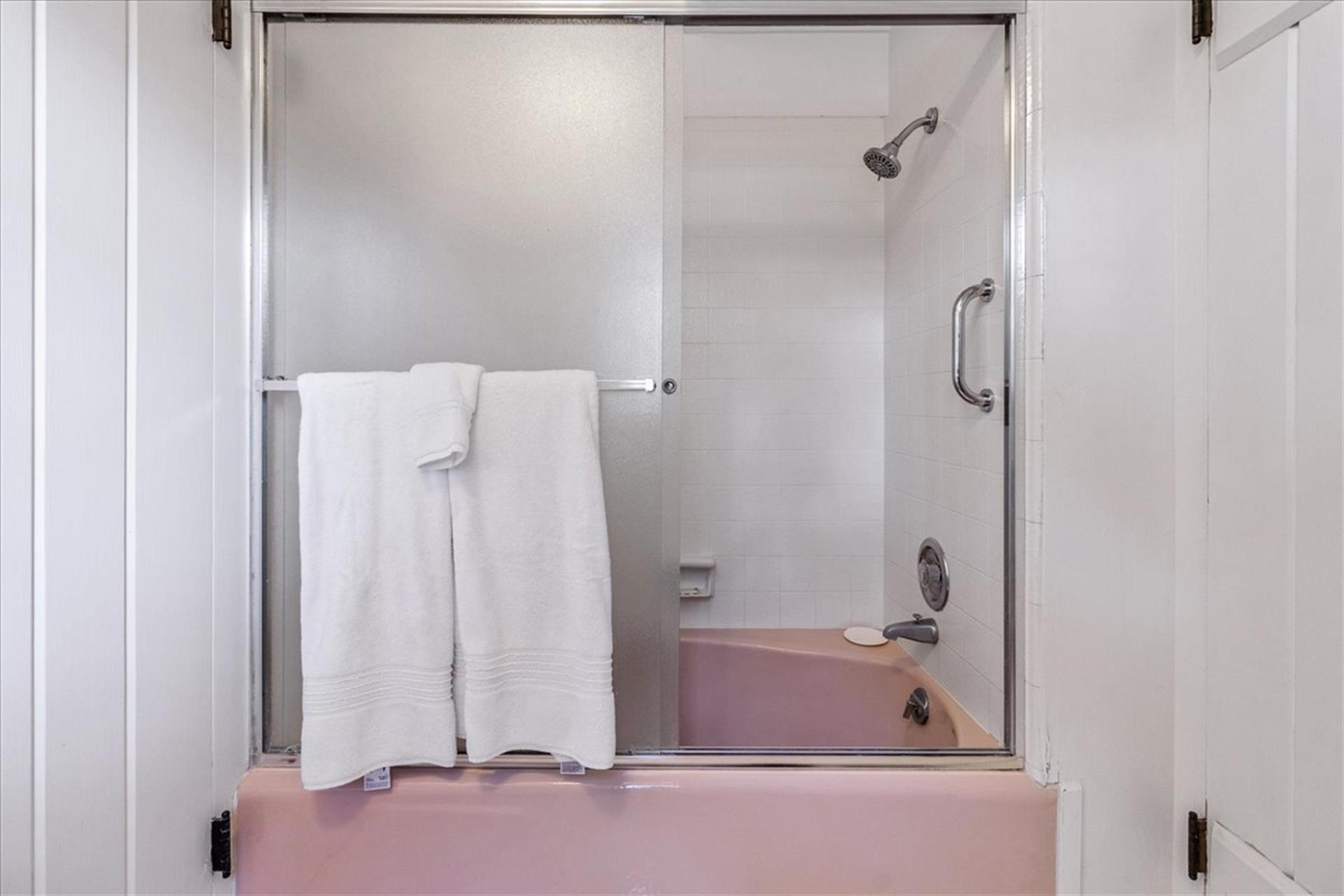 Jack and Jill Bathroom for Bedrooms 3 and 4