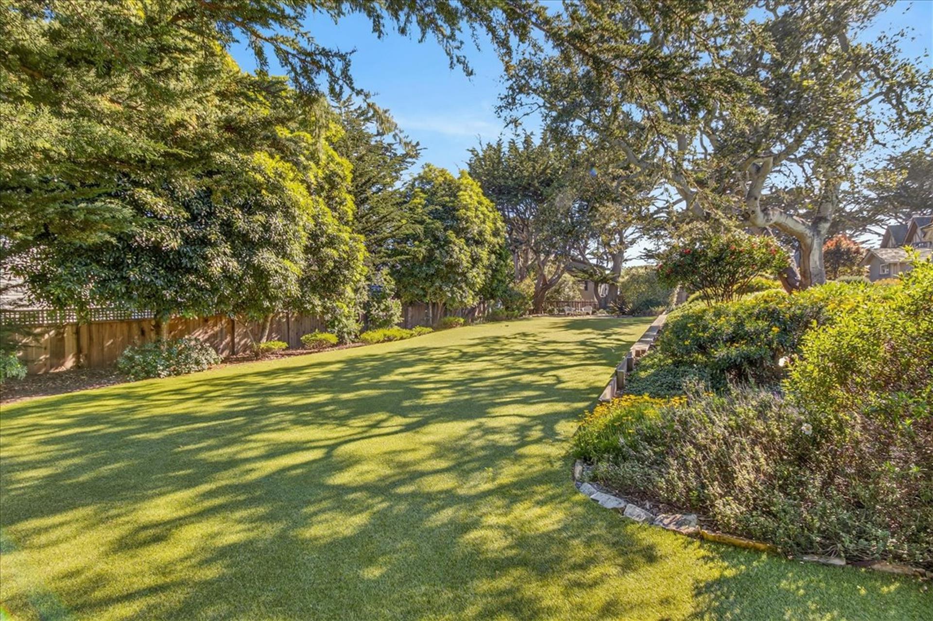 Large Landscaped Yard