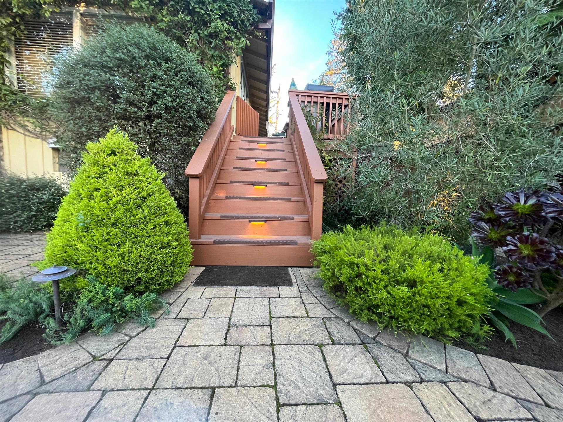 WellMaintained Garden Spaces